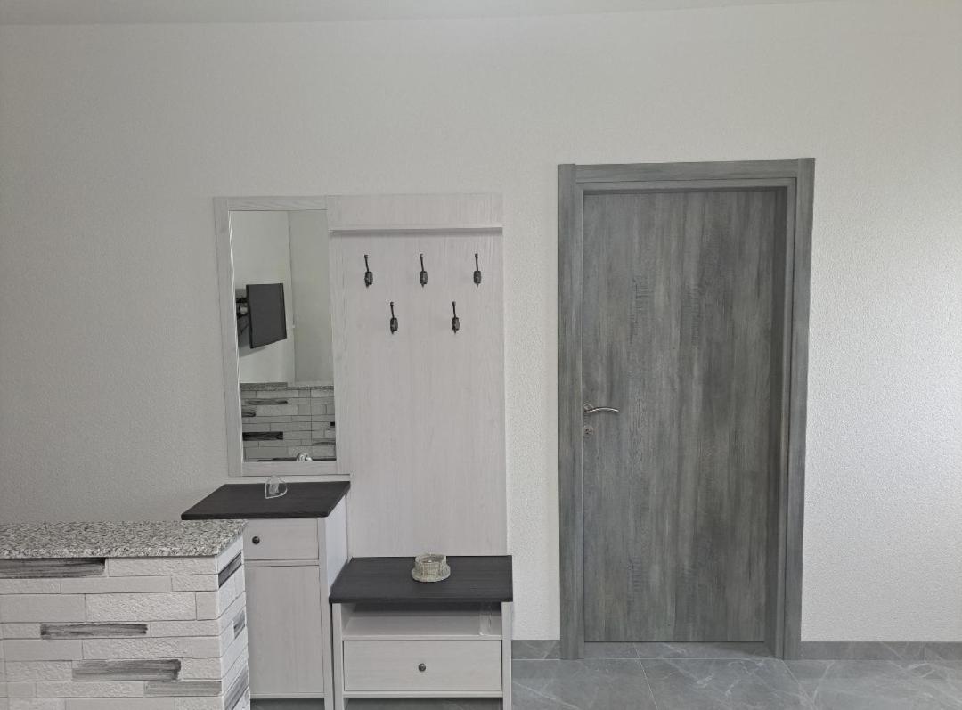 Apartman Ivo 리브노 외부 사진